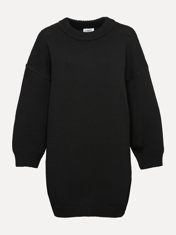 Les Soeurs Gebreide jurk Monti 2. Little black fall dress. Deze zwarte, kortgebreide jurk in grofgebreide tube yarn straa...