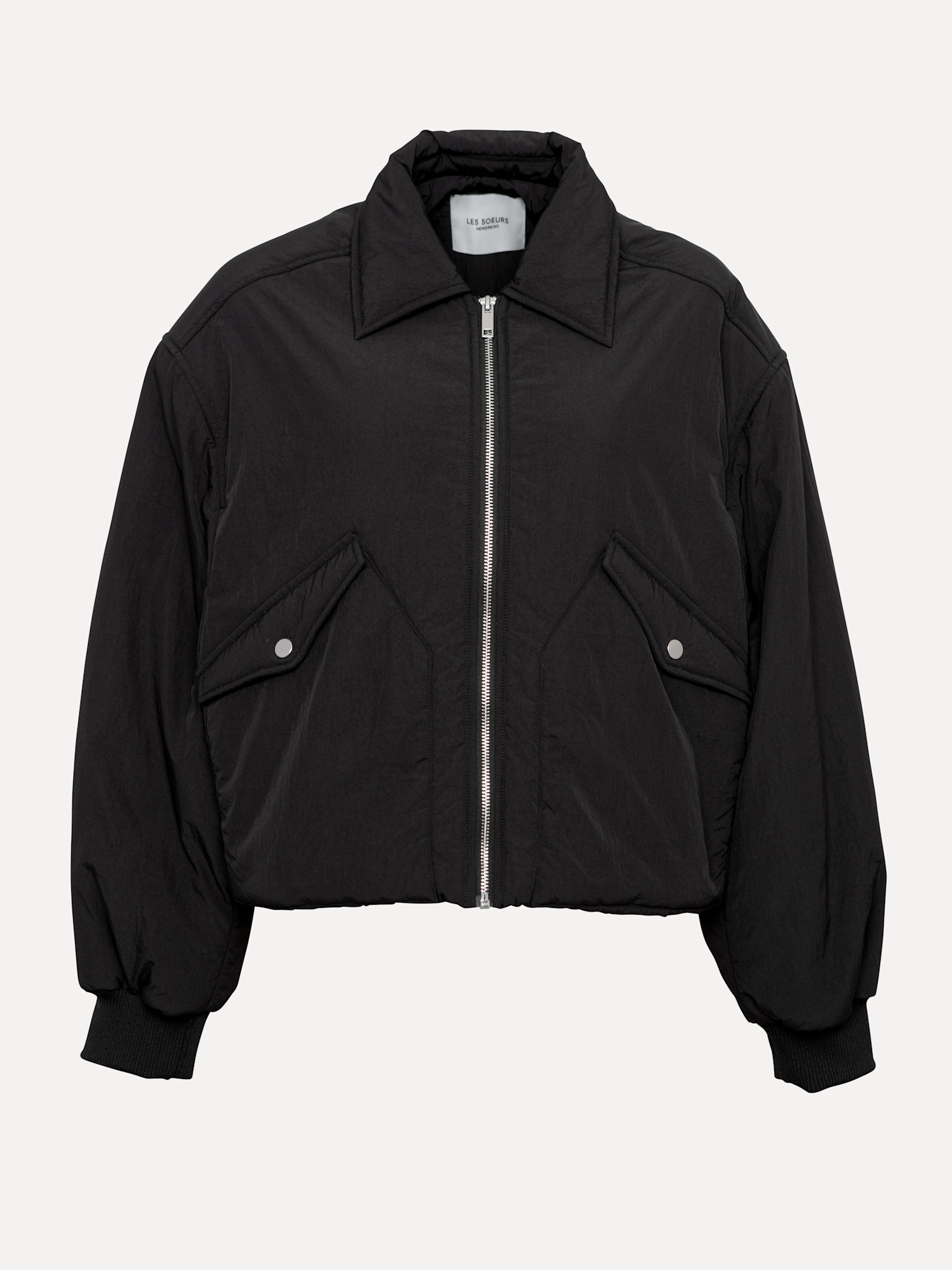 Les Soeurs Short bomber Mauro 2. Cropped but cool. This short black bomber adds a casual edge to your look. The relaxed f...