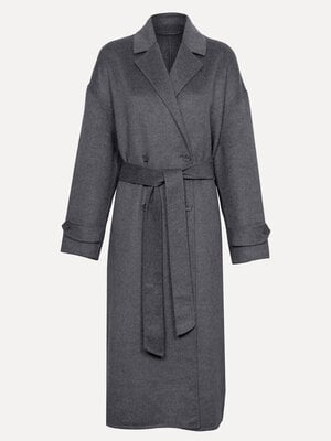 Mantel Adan. Ready for fall? Deze lange jas in een prachtige grijstint zit altijd goed. De rechte pasvorm flatteert elk f...