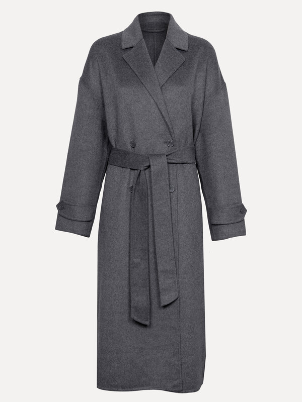 Les Soeurs Manteau Adan 1. Ready for fall?  Ce long manteau gris flatte toutes les silhouettes grâce à sa coupe droite, é...