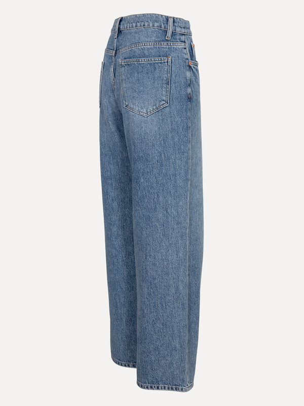Les Soeurs Wijde jeans Marc 8. Meet your new favourite denim. Deze wide leg jeans is jouw go-to voor elke dag. Comfortabe...