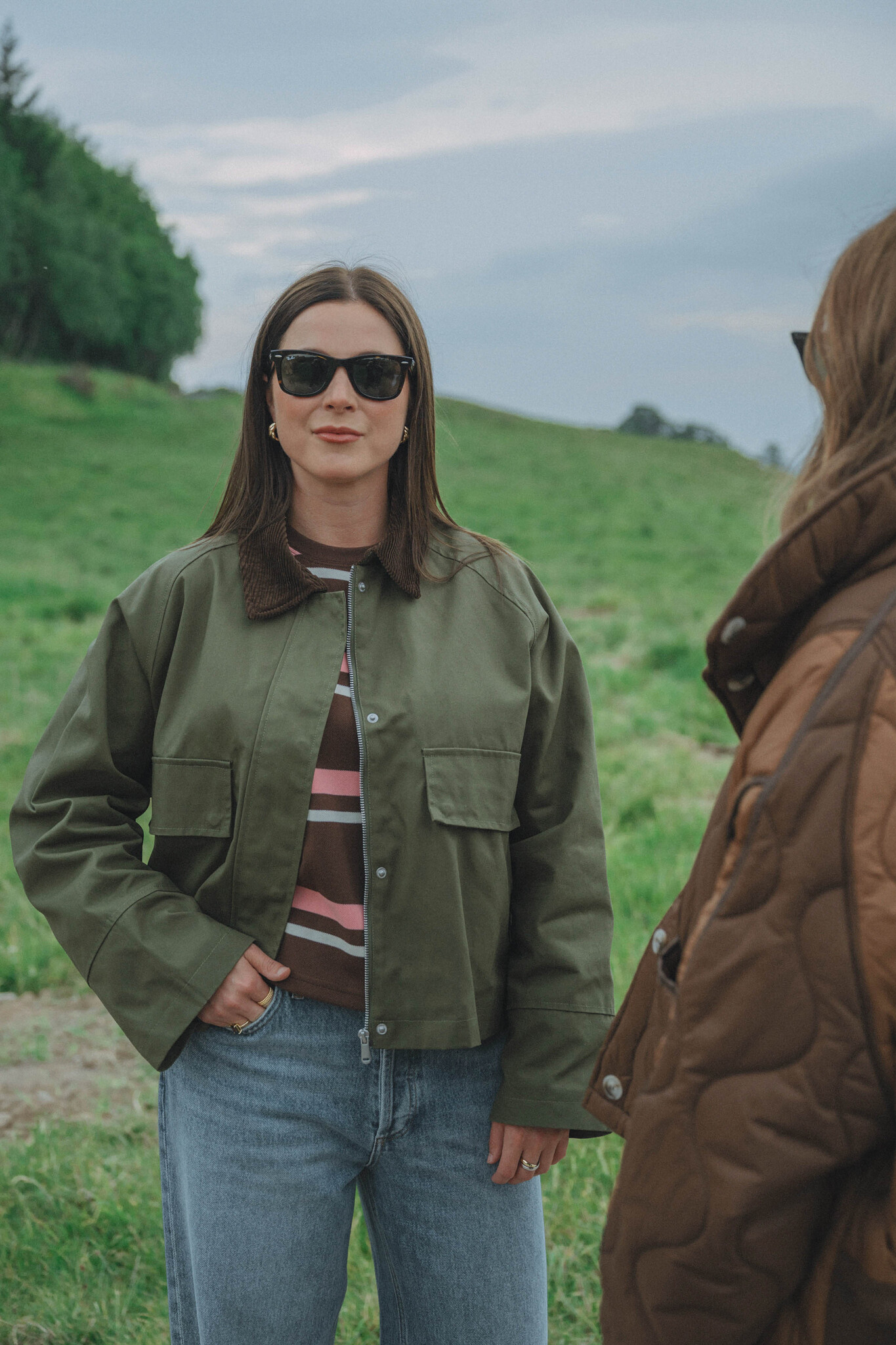 Les Soeurs Coated Jacket Marlissa 7. Fall favourite. This khaki barn jacket with brown corduroy collar adds a countryside...