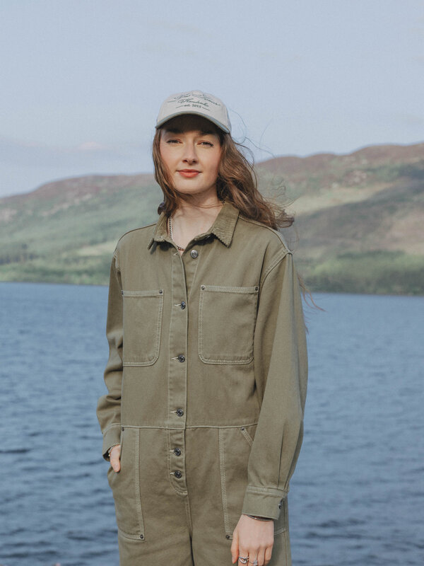 Les Soeurs Contrast stitch jumpsuit Mono 9. This khaki jumpsuit with contrast stitching adds an instant cool touch to you...