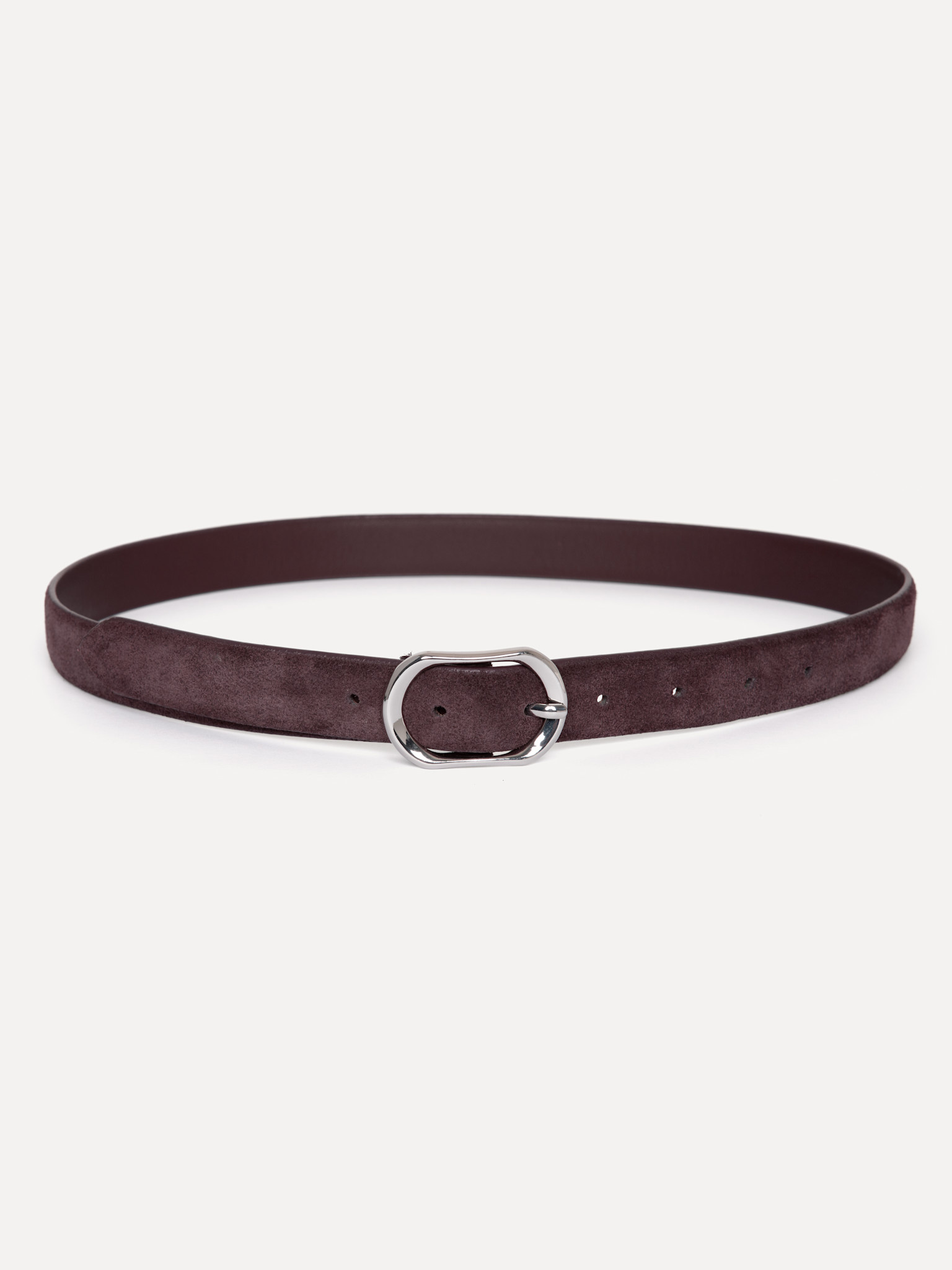 Les Soeurs Ceinture en suède Austin 1. Cette ceinture en daim doux avec boucle argentée dégage une élégance luxueuse. Int...