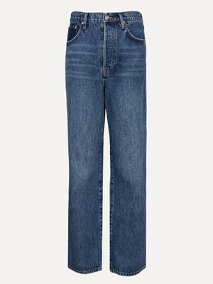 Rechte jeans Mats. Forever favourite. Deze donkerblauwe jeans met rechte pijpen is een tijdloze essential die moeiteloos ...