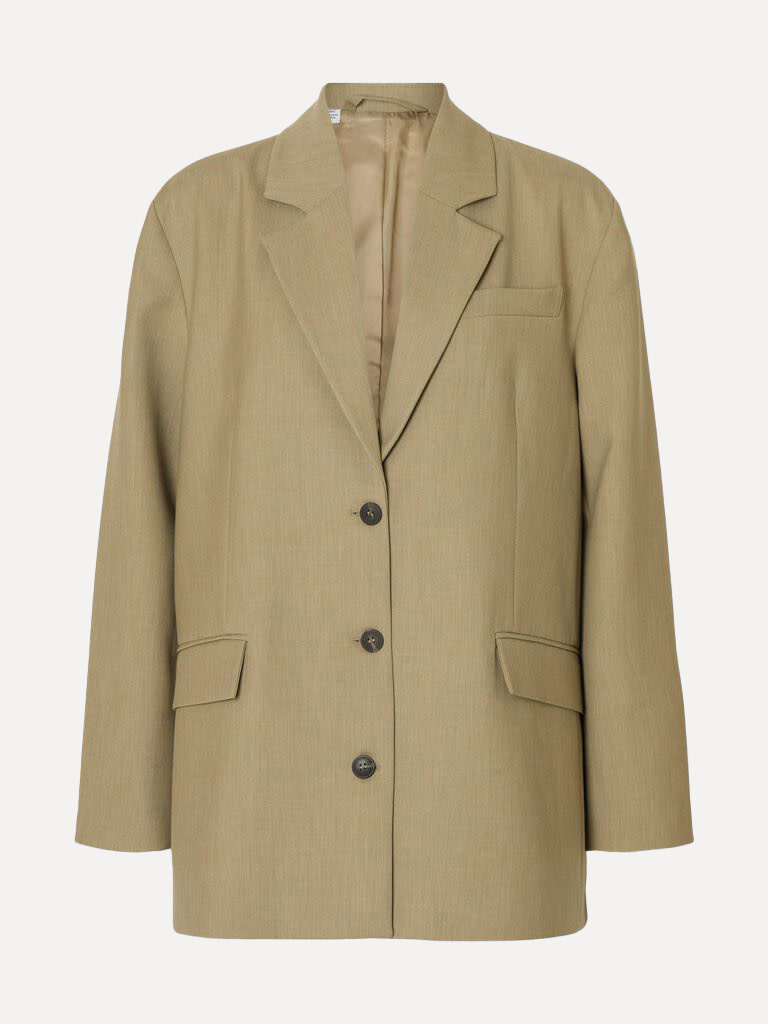 Selected Blazer oversize Rita Lano 1. Bigger & bolder. Ce blazer oversize aux épaules légèrement structurées donne du car...