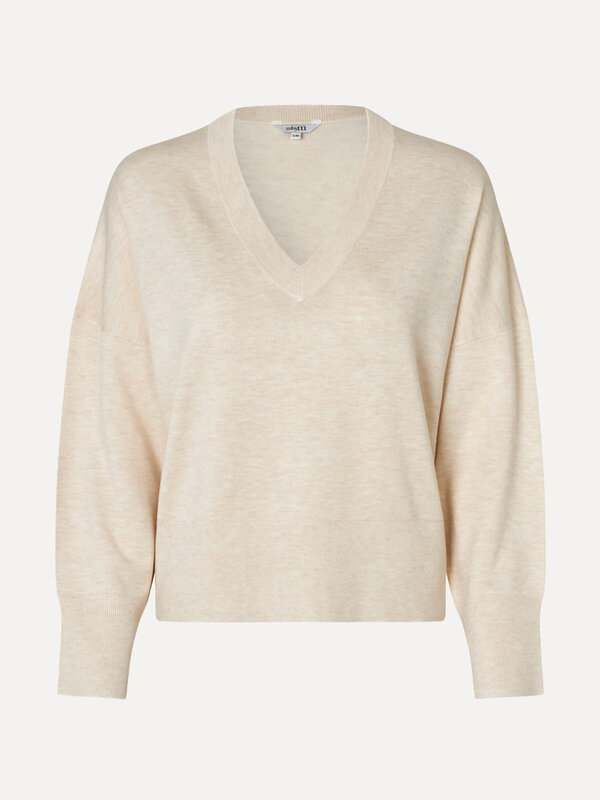 MBYM Pull à col en V Gillian Bravani 2. V for versatile. Ce pull doux à col en V flatteur est l’allié parfait pour la mi-...