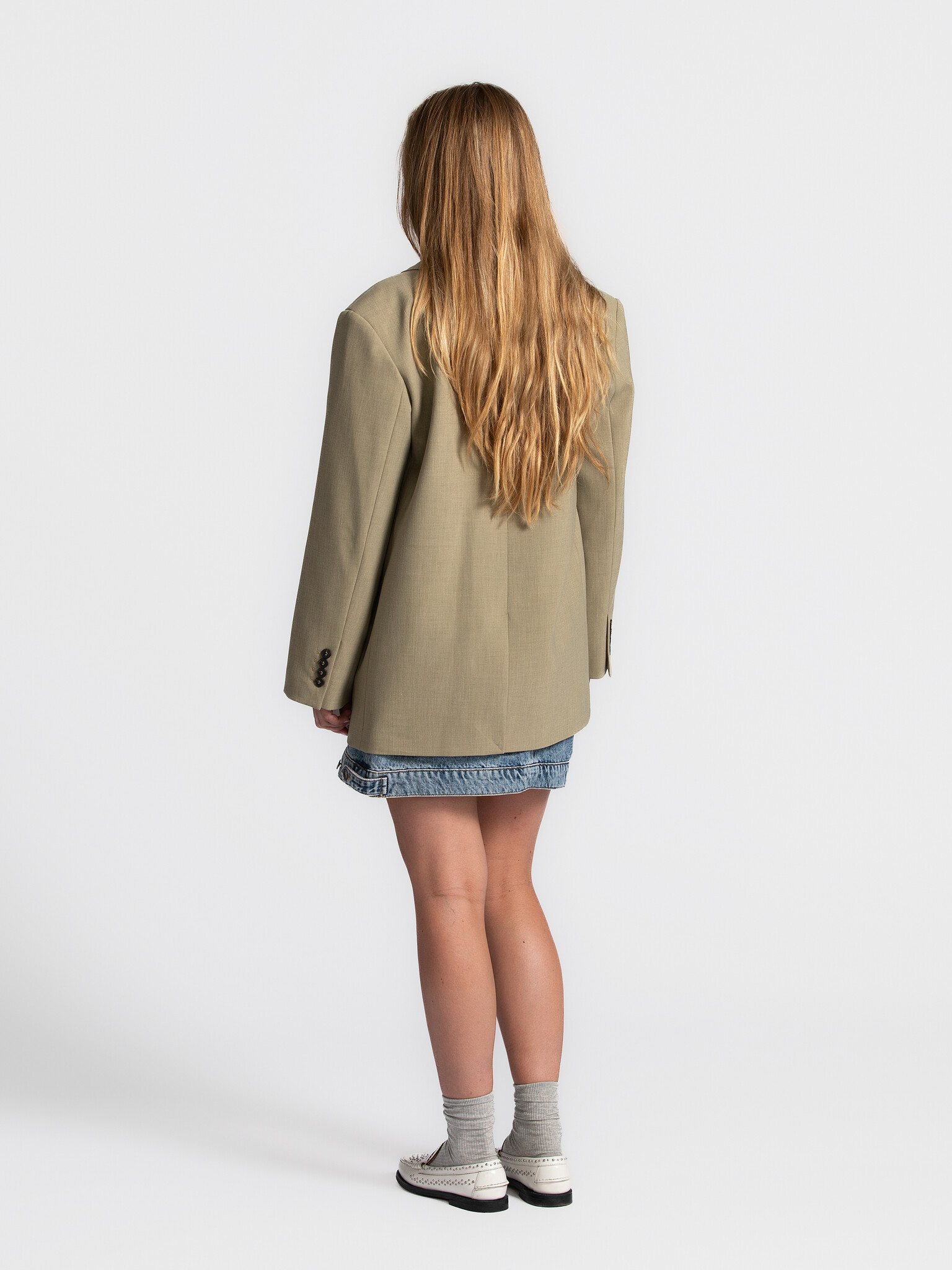 Selected Oversized blazer Rita Lano 5. Bigger & bolder. This oversized blazer with subtle shoulder padding instantly powe...