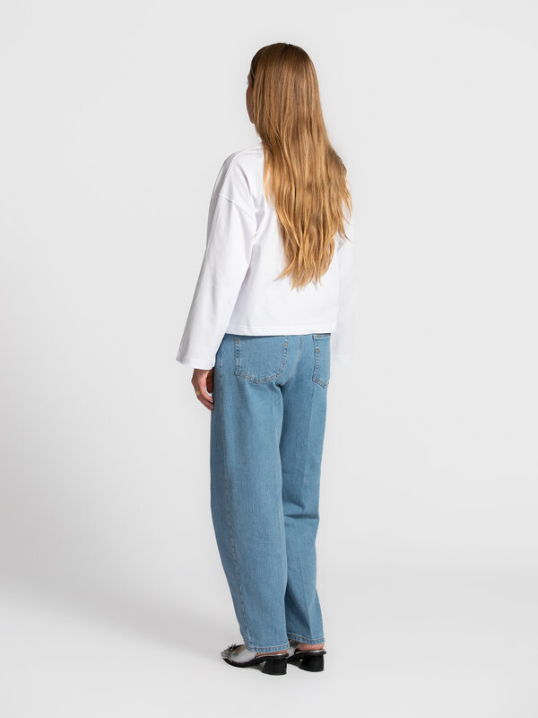 Les Soeurs Longsleeve T-shirt Aline 5. Einde zoektocht: Aline is dé basic die je nodig hebt! Dit longsleeve T-Shirt heeft...