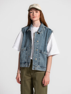 Veste Meo. Un twist en denim. Ce gilet en jean sans manches à coupe oversize est la pièce parfaite à superposer. Osez le ...