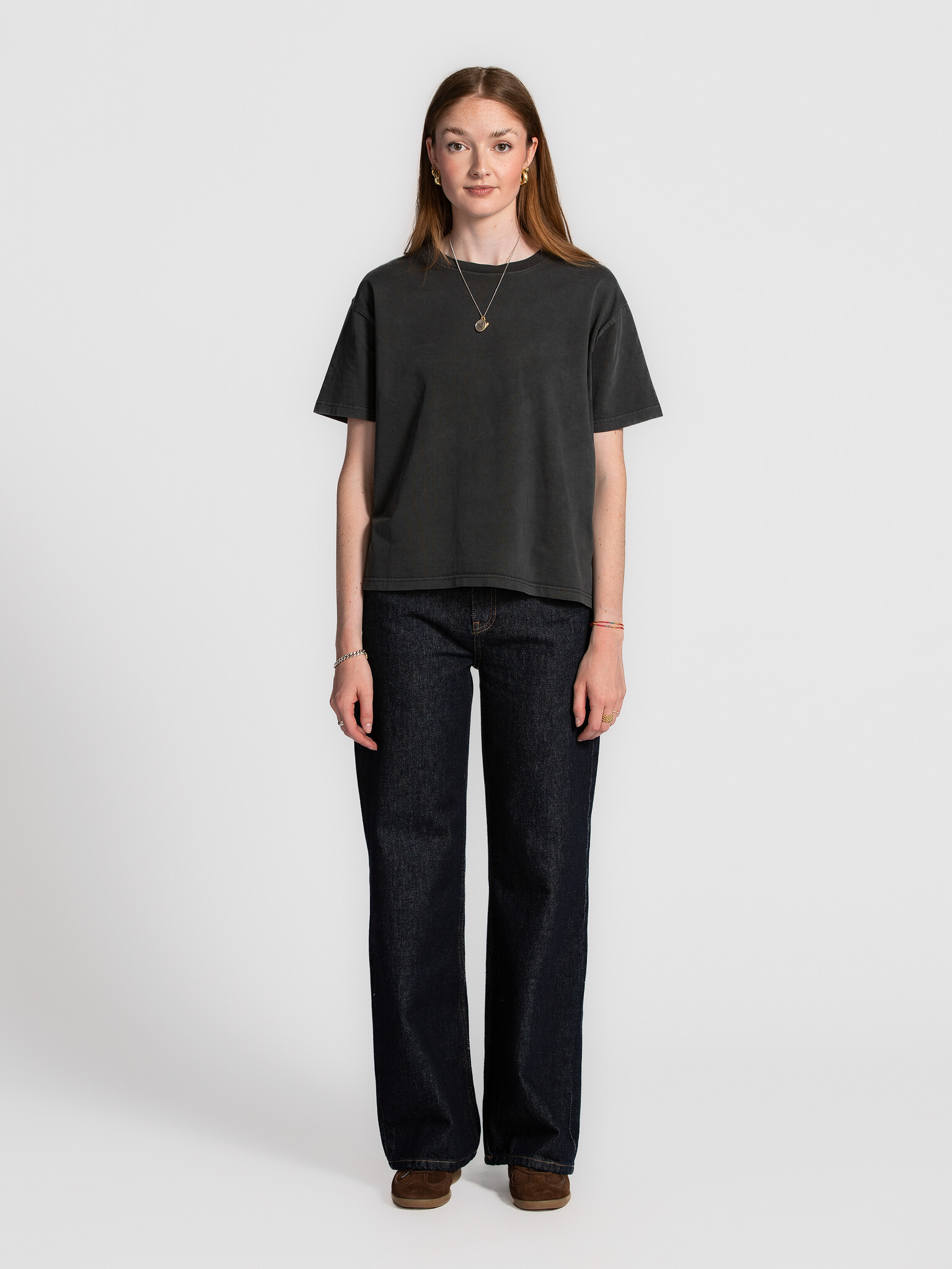 American Vintage T-shirt Fizvalley 3. A cool everyday essential. This flowing vintage black T-shirt is made from 100% cot...