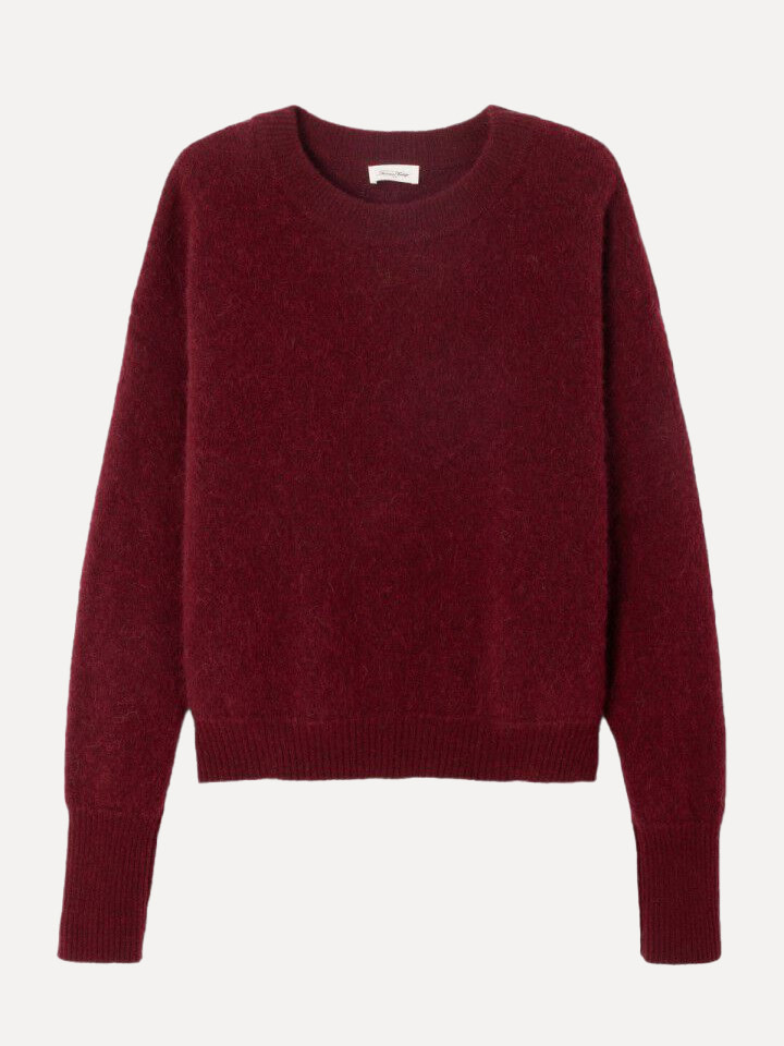 American Vintage Gebreide pull Vitow 2. So soft, so chic. Deze ultrazachte alpaca trui in dieprood combineert elegantie e...