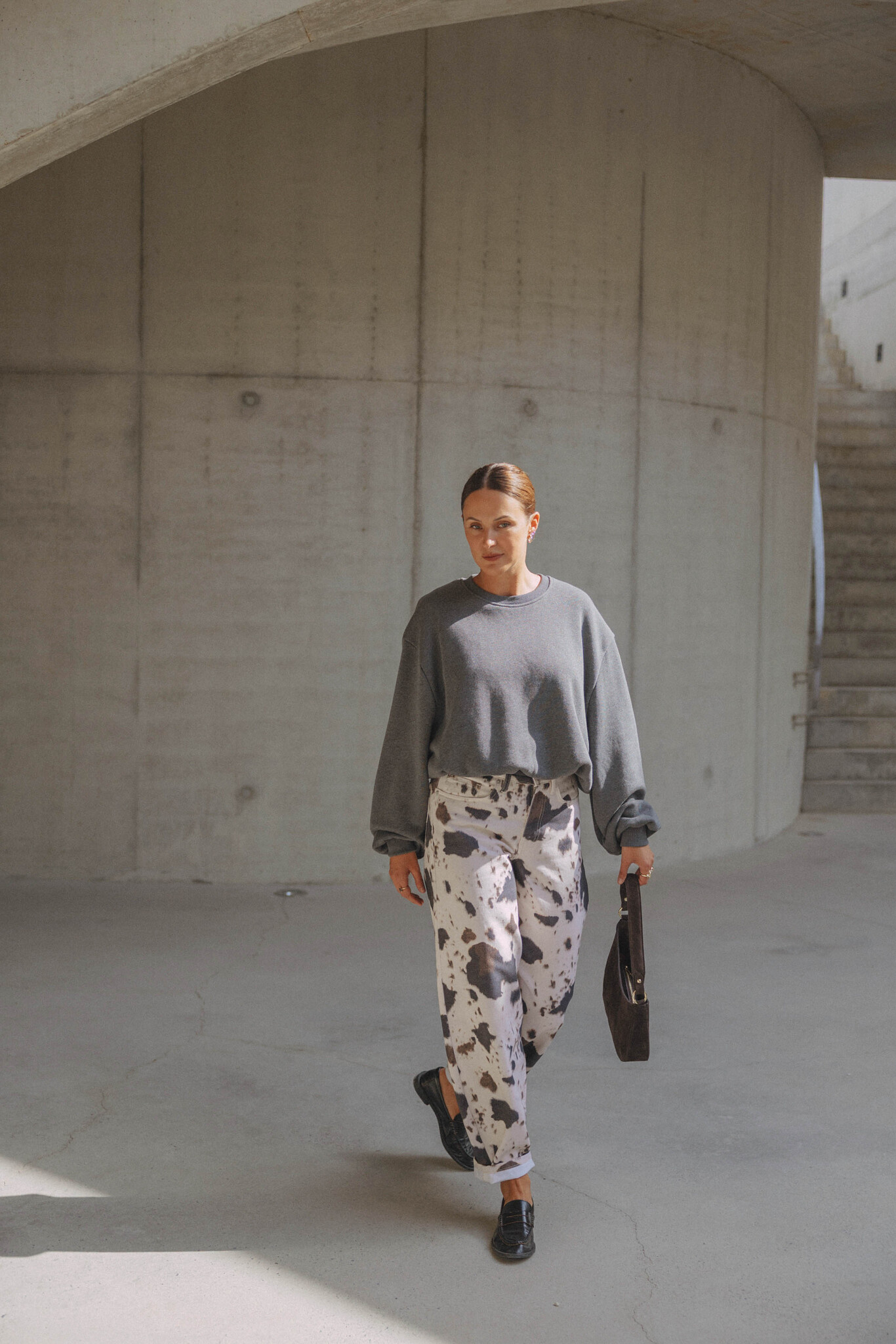 Les Soeurs Cow print jean Chuck 8. Repérée en style. L’imprimé vache, tendance du moment, arrive directement des podiums....