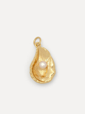 Charm Shell. Little sea treasures. This gold shell pendant with a freshwater pearl radiates femininity. It adds a dreamy ...