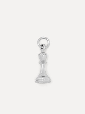 Hangertje chess queen. Queen moves. Dit zilveren hangertje in schaakthema staat voor veelzijdigheid, kracht en zelfvertro...