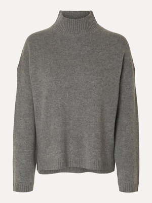 Roll neck Cille. This soft turtleneck wraps you in warmth on crisp days. The relaxed fit and timeless cut combine comfort...