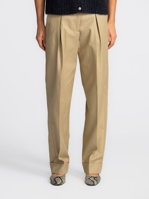 Broek Dora. Comfort meets style. Deze pantalon met bandplooien heeft een verfijnde uitstraling en een comfortabele pasvor...