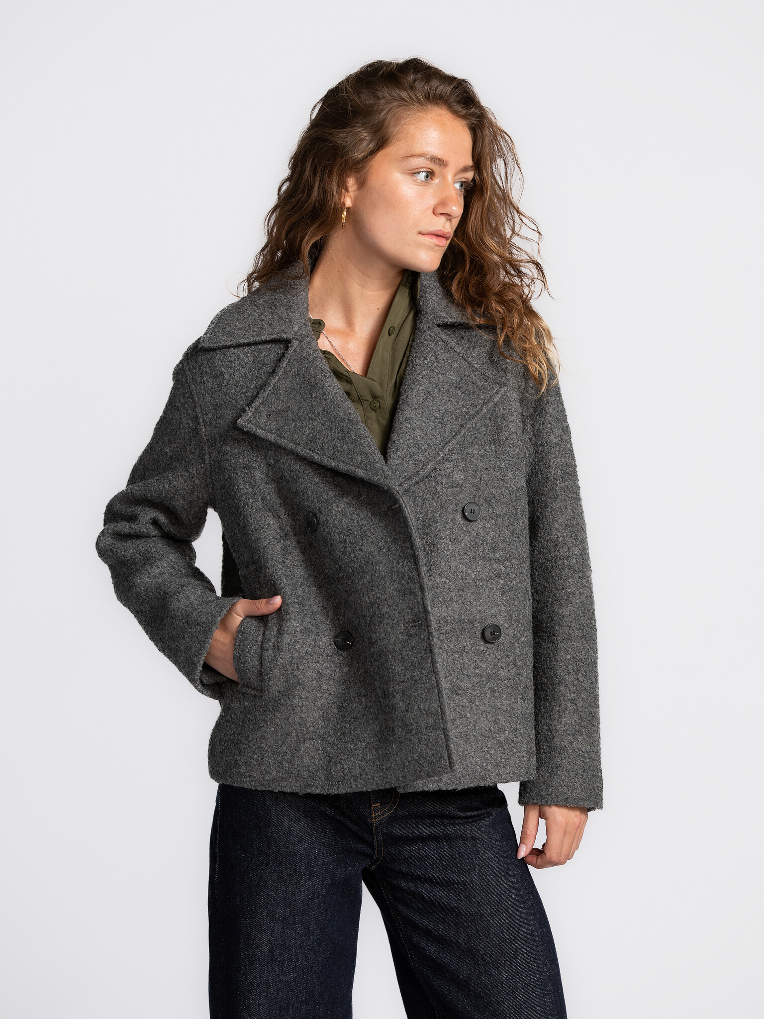 Selected Wool jacket Alma 3. Classic charm with cozy allure. This wool-blend coat features a double-breasted cut and broa...