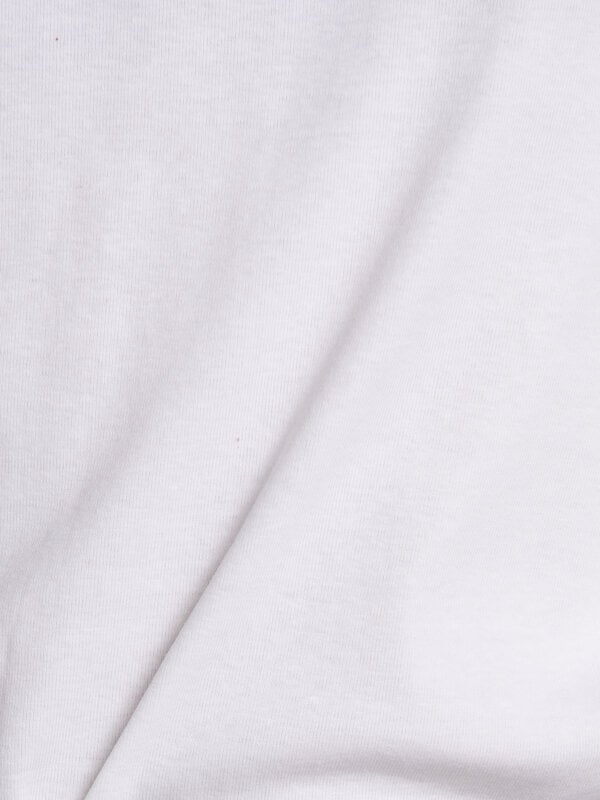 Les Soeurs Longsleeve T-Shirt Mass 6. Soft stretch, sleek fit. Deze witte longsleeve in een zachte katoenmix sluit perfec...