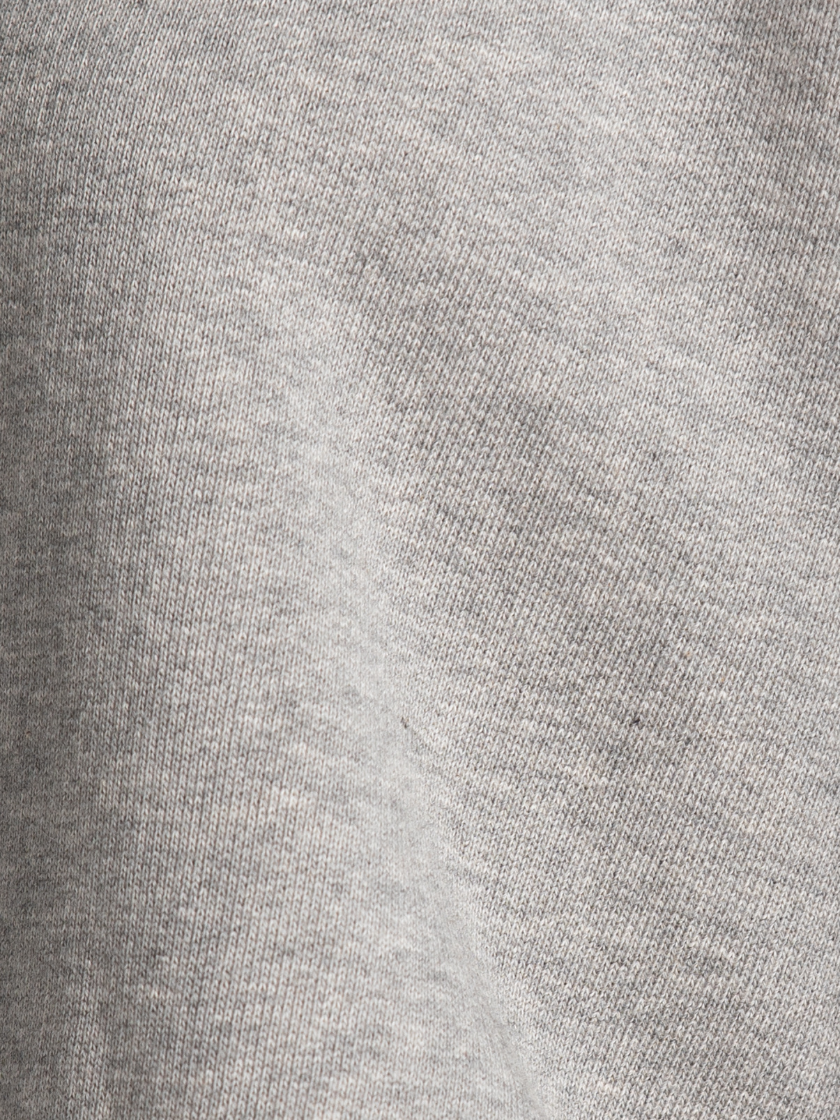 Les Soeurs Sweat Emma 6. The ultimate classic. Ce pull gris est une pièce qui fonctionne à tous les coups. Sa coupe ample...