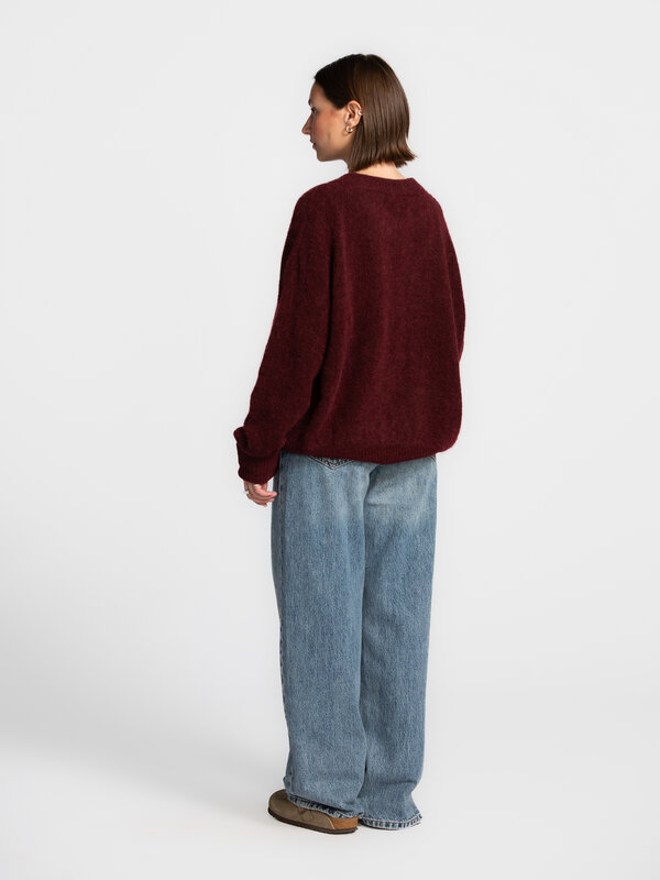 American Vintage Knitted sweater Vitow 5. So soft, so chic. This ultra-soft alpaca sweater in deep red blends elegance an...
