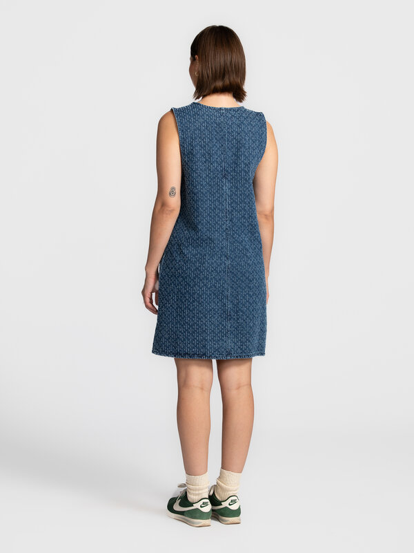 Shop the look 66 2. 