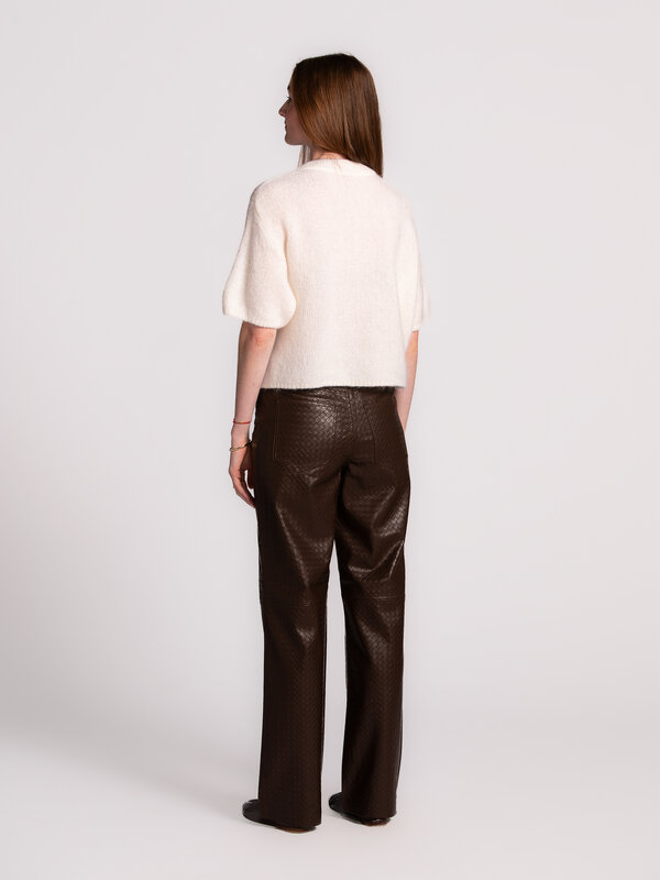 Le Marais Pull en maille Dora 5. Ce pull en maille à manches courtes et coupe relax est un incontournable des mois froids...