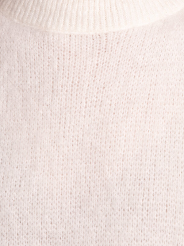 Le Marais Pull en maille Dora 6. Ce pull en maille à manches courtes et coupe relax est un incontournable des mois froids...
