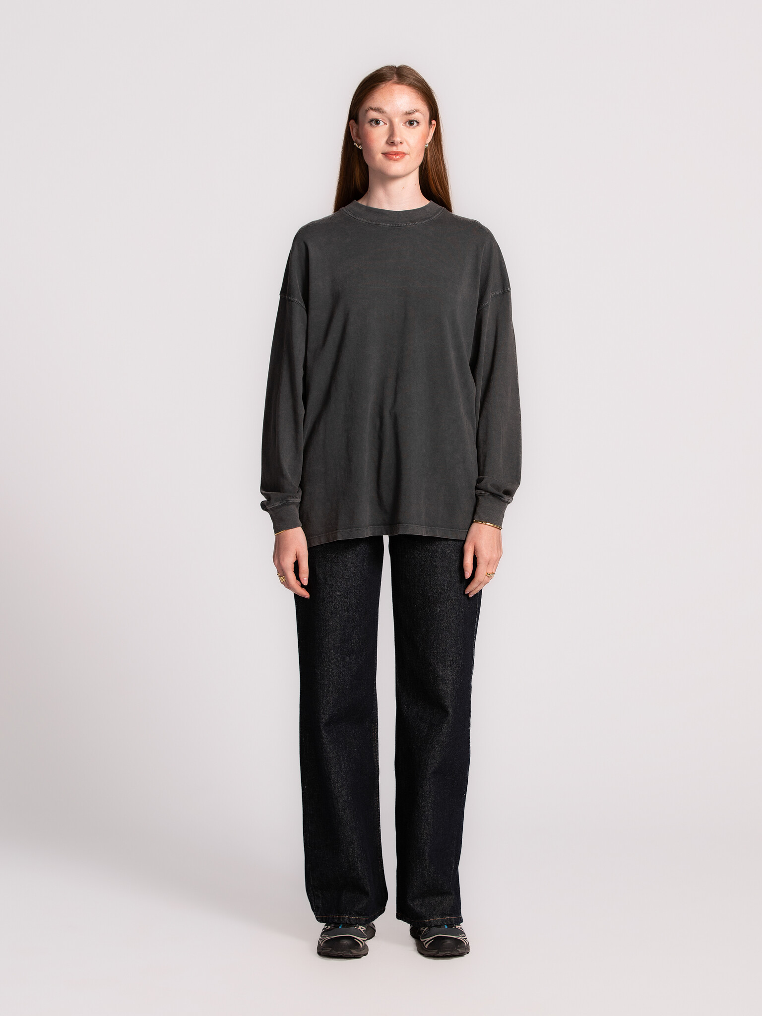 Les Soeurs Longsleeve T-shirt Cameron 3. Our longsleeve T-Shirt Cameron is the ultimate go-to during fickle weather. Desi...