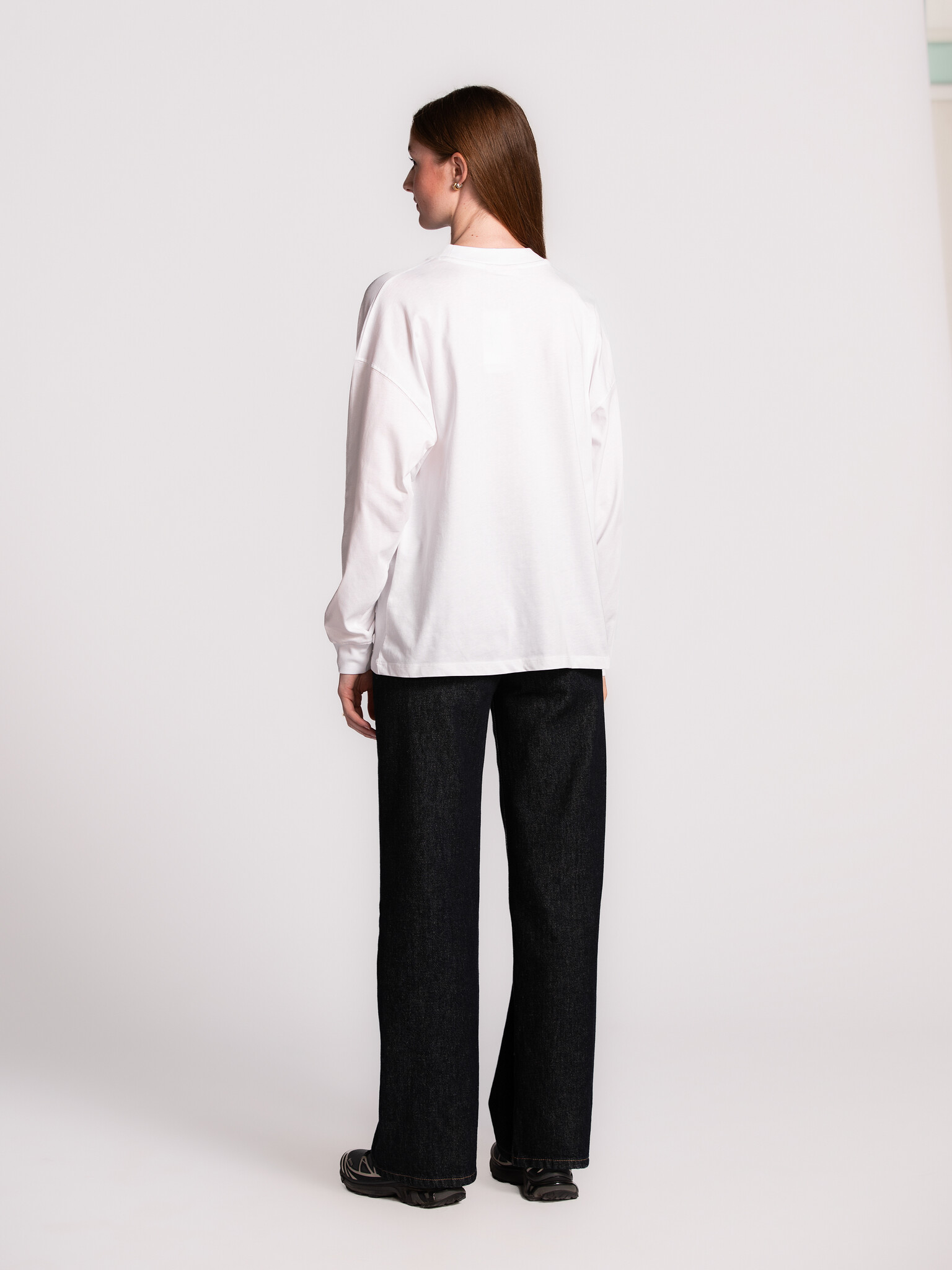 Les Soeurs Longsleeve T-Shirt Cameron 5. The longsleeve Cameron T-Shirt makes the transition from summer to fall a lot ea...