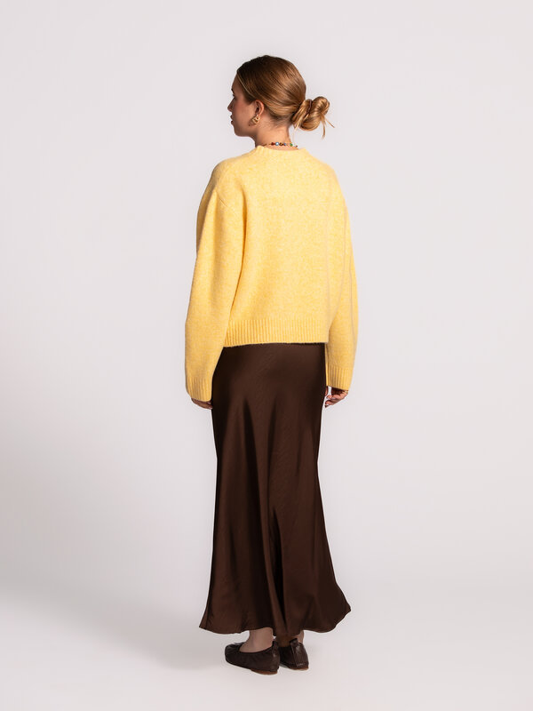 Les Soeurs Pull col rond Megan 5. Soft as butter, fresh as fall. Le jaune beurre reste la couleur du moment. Cette teinte...