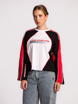 Longsleeve T-Shirt Maggie. Driven by memories. This vintage race-inspired longsleeve is a nod to our youth, with the numb...