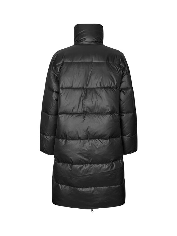 MBYM Long Coat Seraphina Reyan 6. Looking for a warm companion for chilly days? This long black puffer jacket makes every...