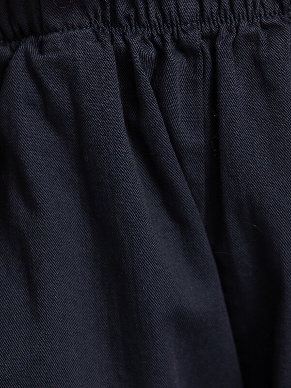 Le Marais Trousers Claire 6. This soft cotton trousers blend comfort with a refined look. The relaxed fit allows ease of ...