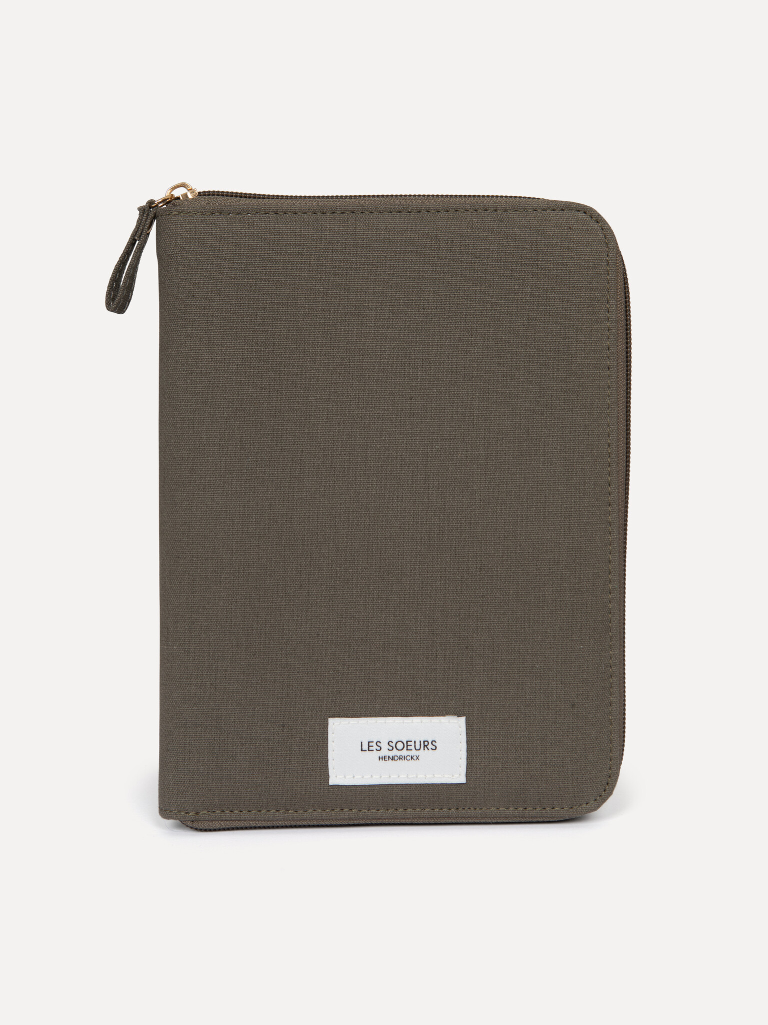 Les Soeurs Pochette à bijoux en lin Mae 1. Voici votre alliée bijoux idéale : une pochette en lin kaki alliant style et p...