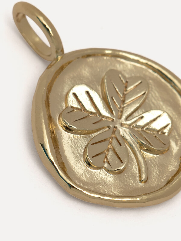 Les Soeurs Charm Clover 2. Lucky Clover. A charm that symbolizes luck and friendship. Wear it as a talisman or gift it as...