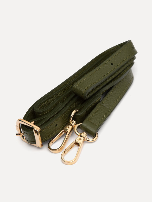 Le Marais Sac bandoulière Issy 3. Compact mais chic. Ce mini sac bandoulière offre juste assez de place pour vos essentie...