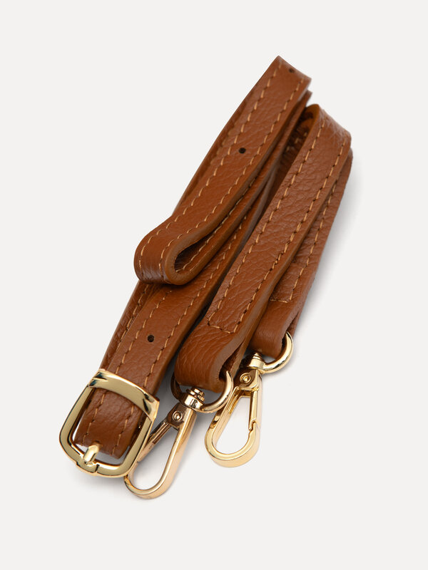 Le Marais Sac bandoulière Issy 3. Compact mais chic. Ce mini sac bandoulière offre juste assez de place pour vos essentie...