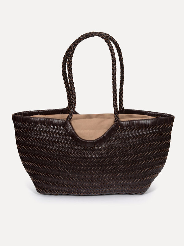 Le Marais Woven handbag Maurice 1. This stylish brown woven shopper adapts to every situation. Spacious enough for your d...
