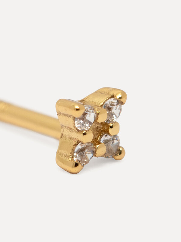 Les Soeurs Earring Jolie Star Strass 2. This sparkling earring adds a subtle, refined touch to your favorite ear stack. E...