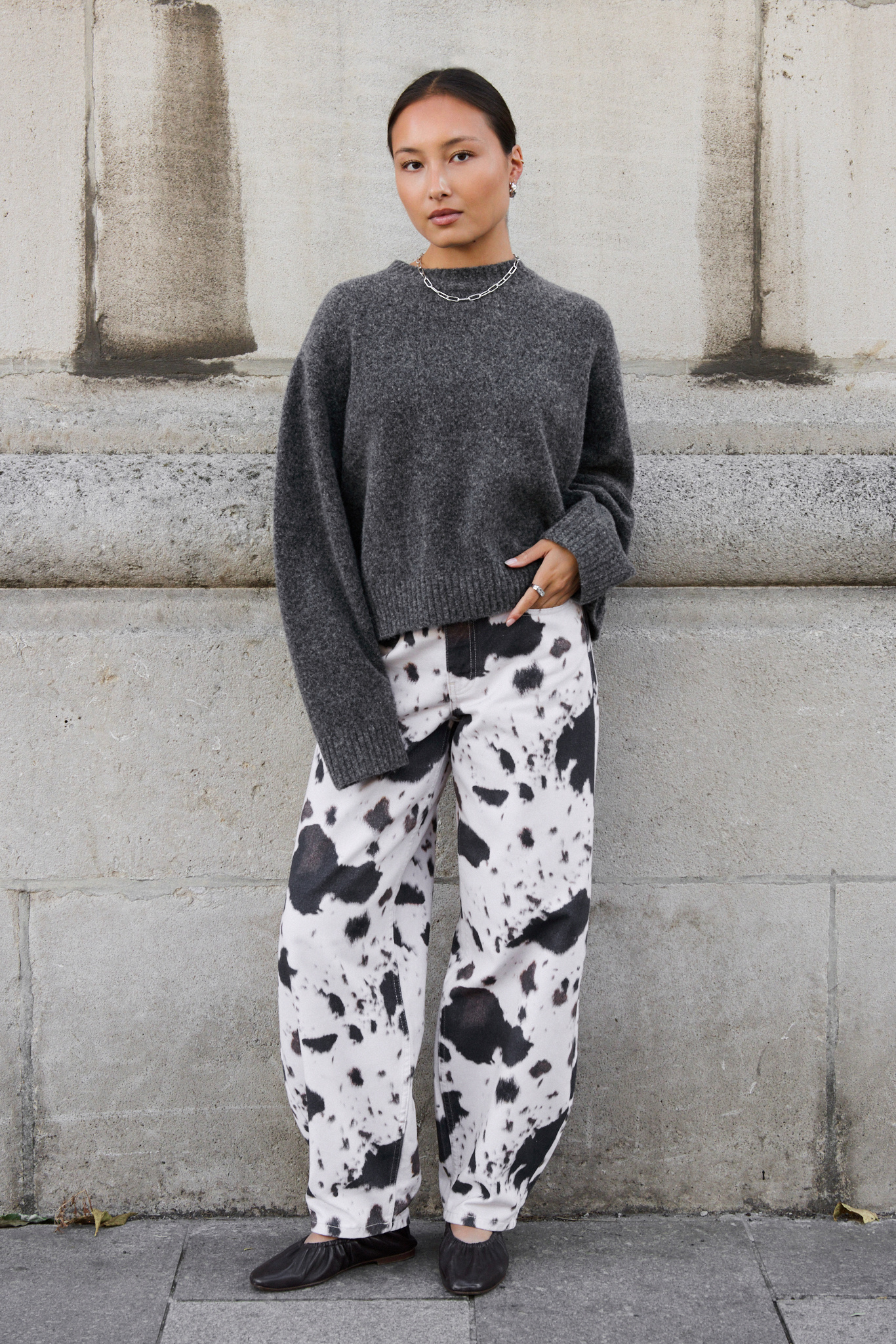 Les Soeurs Cow print jean Chuck 7. Repérée en style. L’imprimé vache, tendance du moment, arrive directement des podiums....