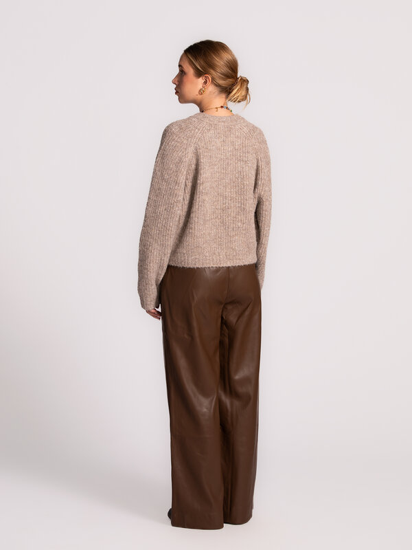 Shop the look 230 2. 