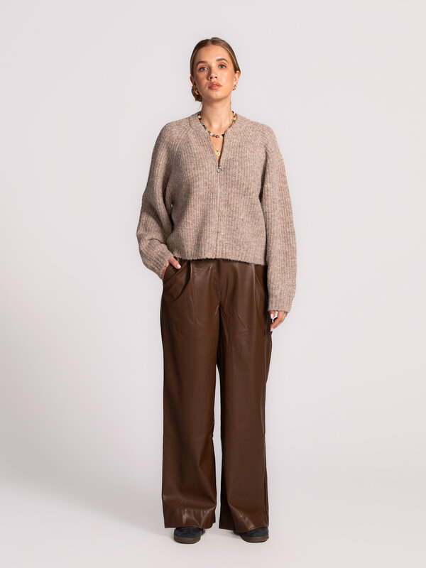 Shop the look 230 1. 
