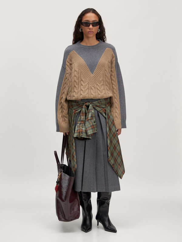 Edited Knitted sweater Danica 2. Double the fun. Thanks to the colorblocking, this sweater feels like two in one. Soft, s...