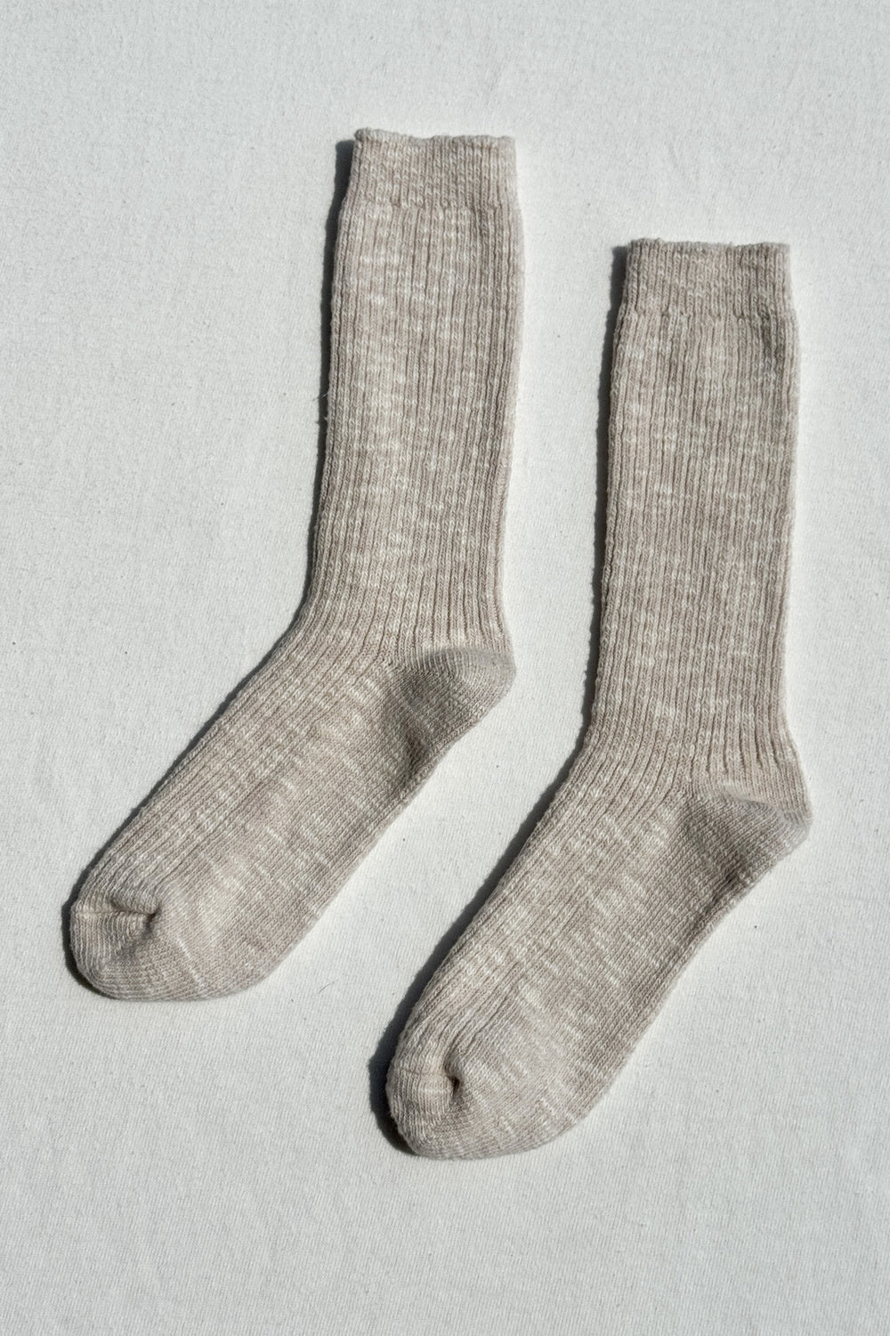 Le Bon Shoppe Chaussettes Cottage 3. Wrapped in comfort. Ces chaussettes douces et chaudes allient confort et style. Leur...
