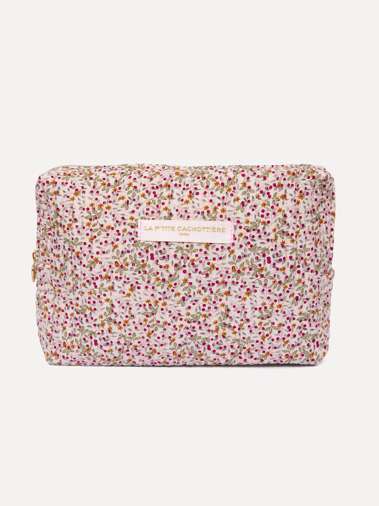 Le Marais Floral toiletry bag Iza 1. This feminine toiletry bag with a delicate floral print offers generous space for al...