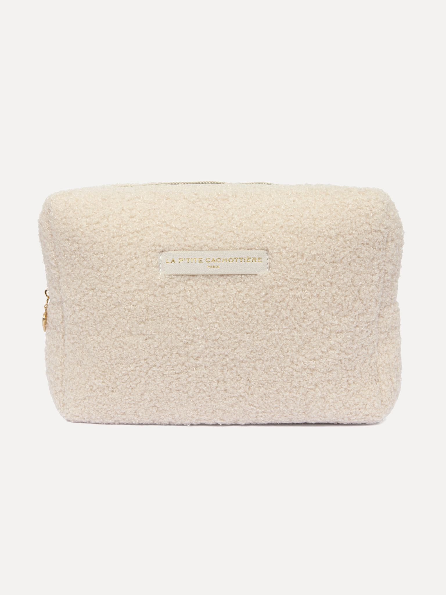 Le Marais Teddy Toiletry bag Iza 1. Soft sophistication. This teddy toiletry bag combines a soft, cuddly texture with a r...