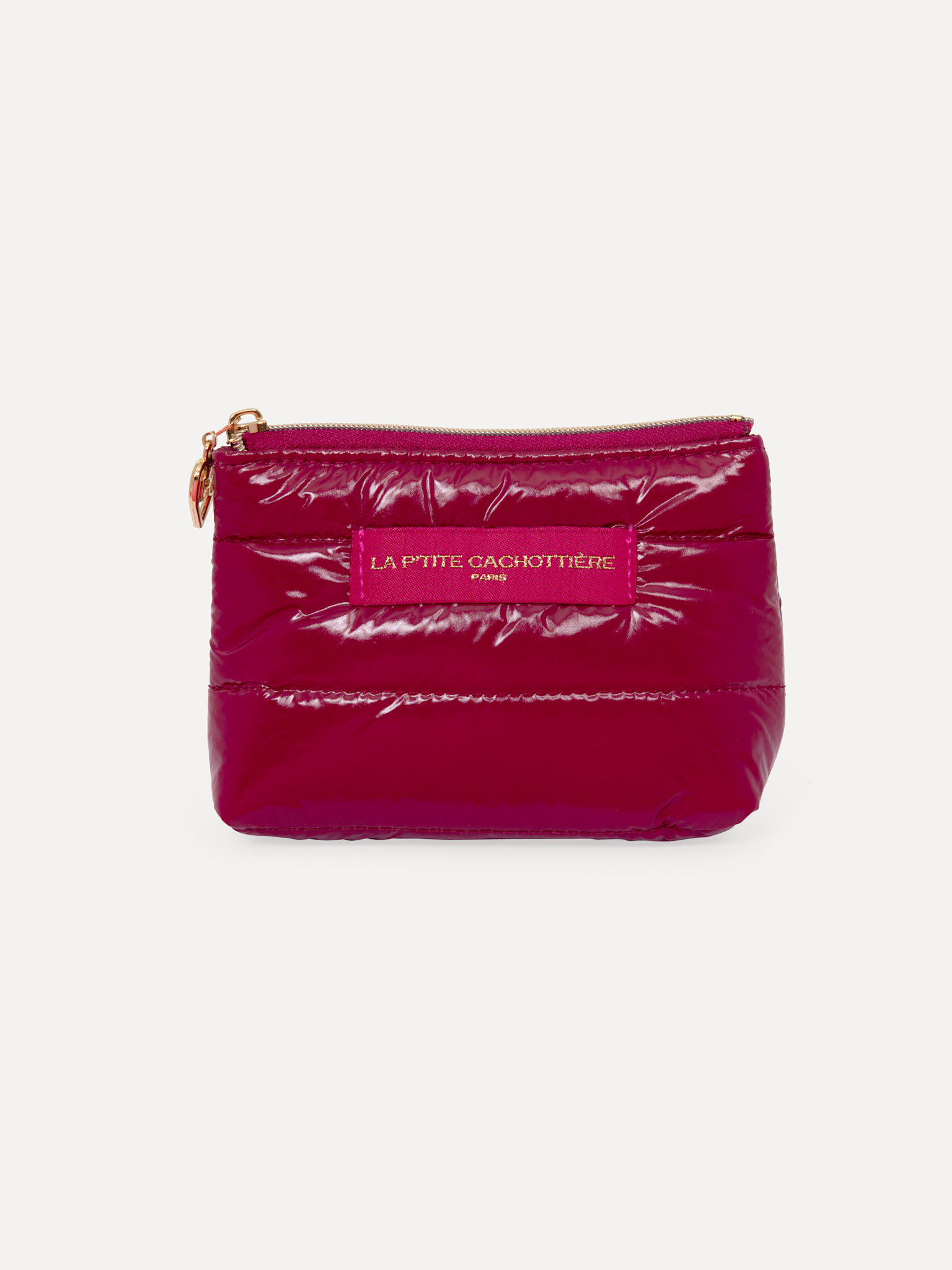 Le Marais Shiny pouch Iza 1. Small size, big impact. This glossy mini toiletry bag adds a touch of luxury to your routine...