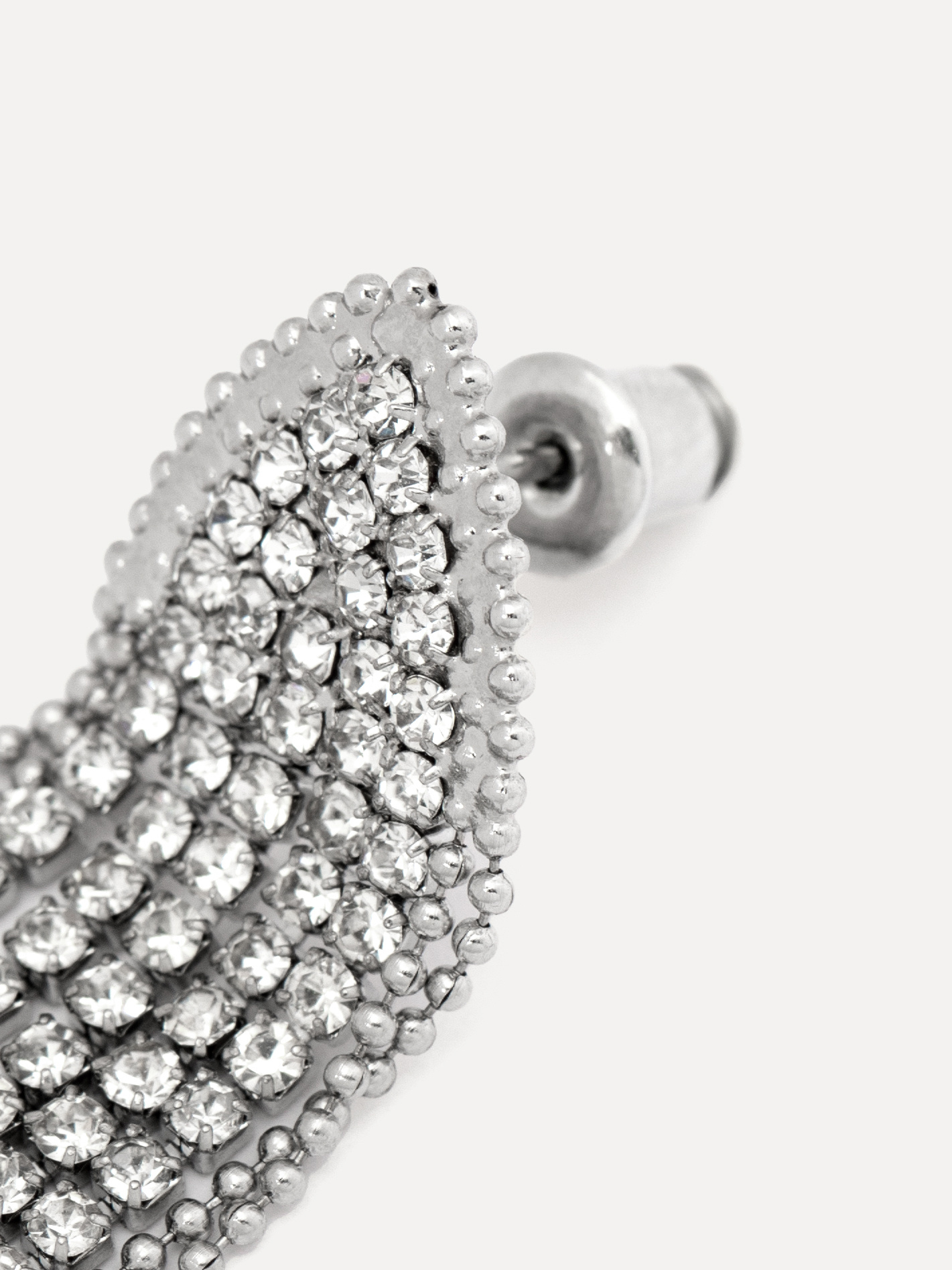 Les Soeurs Boucles d'oreille Molly 2. Let the good times roll. Ces boucles de fête complètent votre look glamour avec leu...