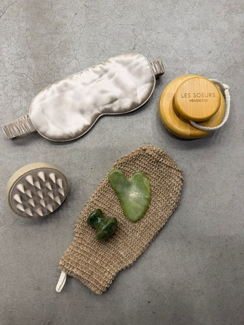 Les Soeurs Self-care set 1. Indulge in this 6-piece self-care set. The silk sleep mask, silicone scalp massager, jade Gua...